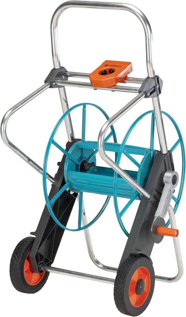 Test du dévidoir Gardena 100 : l'enrouleur de tuyau ultime