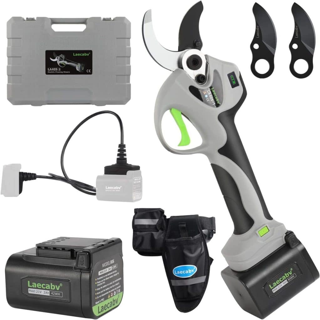 Test sécateur électrique Laecabv 40 mm : puissance et autonomie au jardin