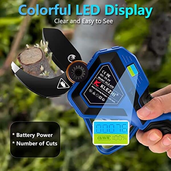 Découvrez le sécateur électrique 1000W LED 42mm sans fil idéal pour une taille facile. Testez sa performance et son autonomie en milieu de travail